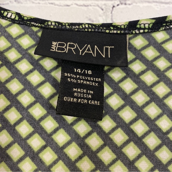 Lane Bryant Womens Shirt 14/16 Black Green Print Faux Wrap Short Sleeve Stretch - Picture 2 of 4